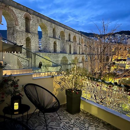 Апартаменты Under The Aqueduct Boutique House Кавала Экстерьер фото