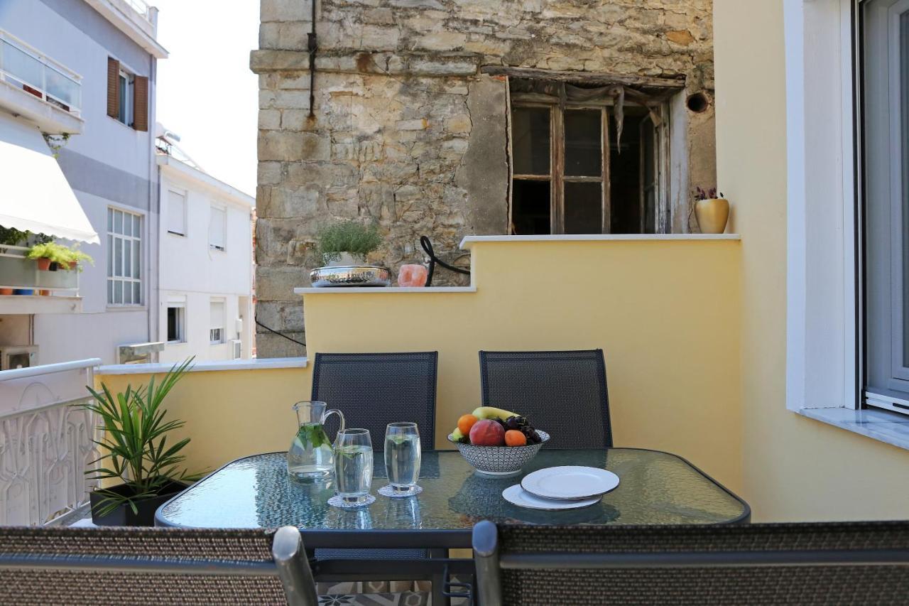 Апартаменты Under The Aqueduct Boutique House Кавала Экстерьер фото